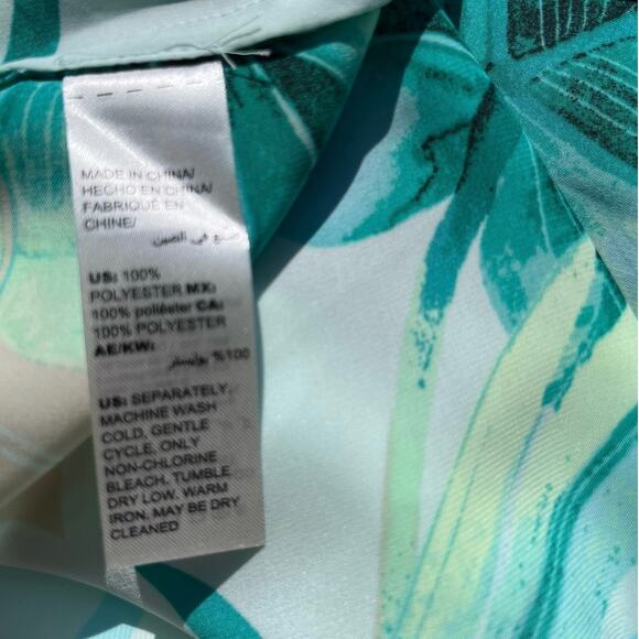 Chico's Black Label Front Tuck Tank Sz 3 ~ L (16-18) Tropical Dressy Lightweight - Picture 6 of 6